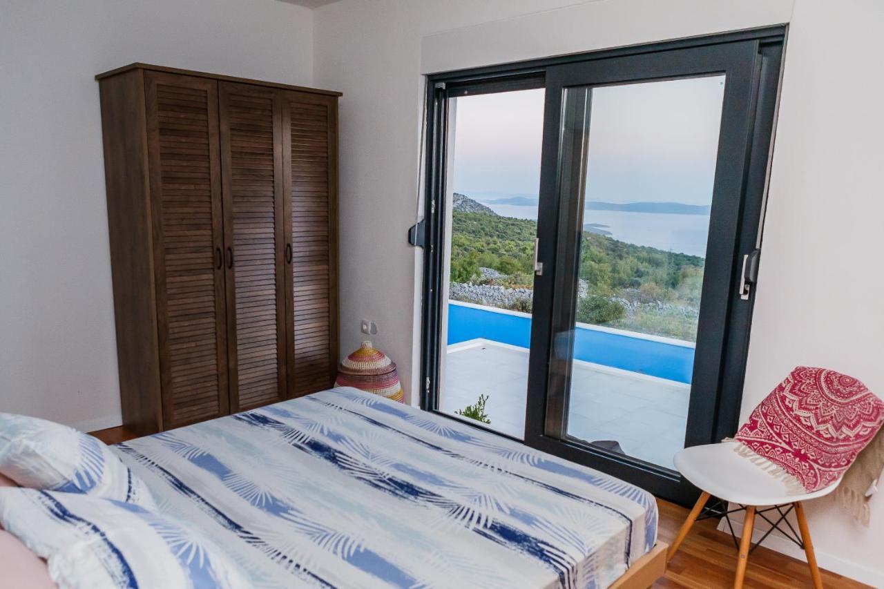 Villa Zlatno Sunce In The Hills Near Trogir Vrsine Buitenkant foto